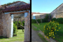 Entrada y columpios